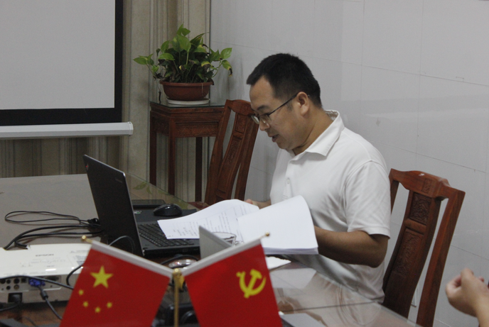 中石油管道局物資供應(yīng)商考察組來(lái)到安邦參觀(guān)考察(圖2)